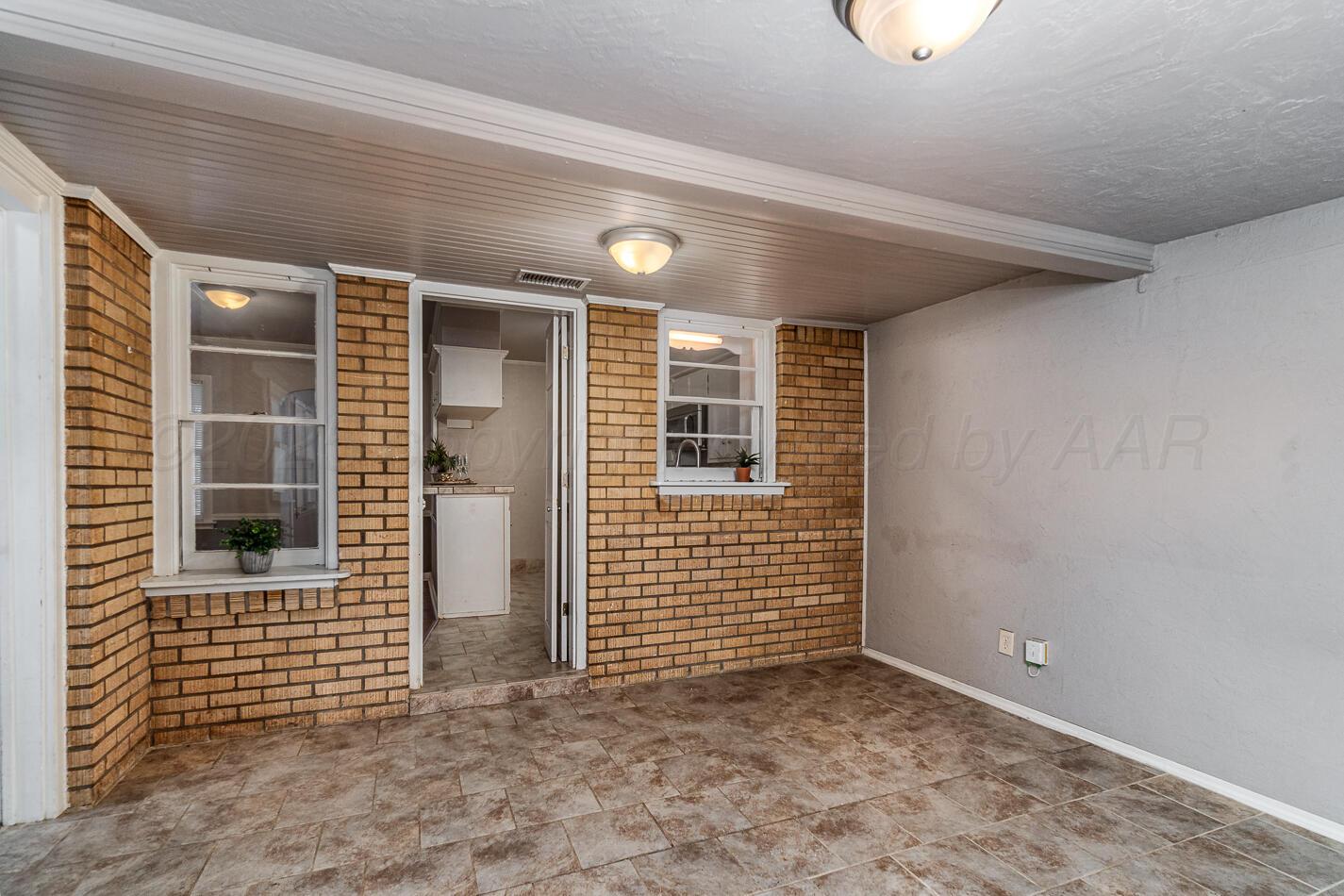 2014 South Milam Street Amarillo, TX 79109 - Photo 19 of 23 Den/office