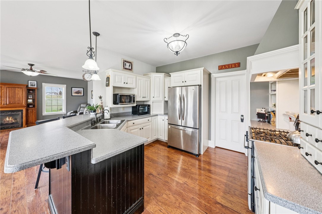 372 Transit Road Middlebury, NY 14591 - Photo 4 of 50 Kitchen