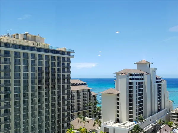 $4,100 | 223 Saratoga Road, Unit 1602, Honolulu, HI 96815