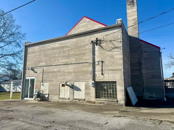 $215,000 | 512 P Street, Bedford, IN 47421