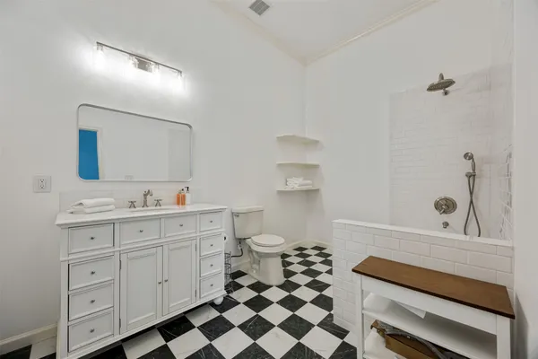 $400,000 | 102 Clegg Street, Trinity, TX 75862