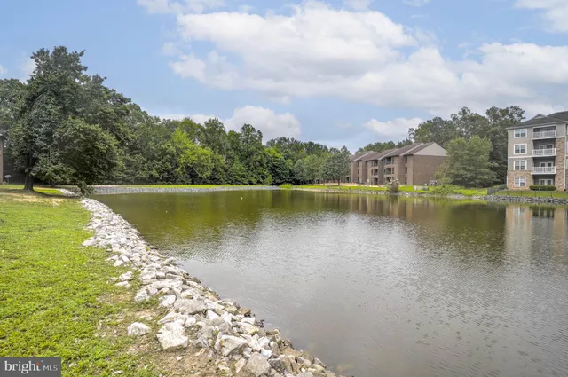 $220,000 | 44759 Woodlake Court, Unit 2C, California, MD 20619