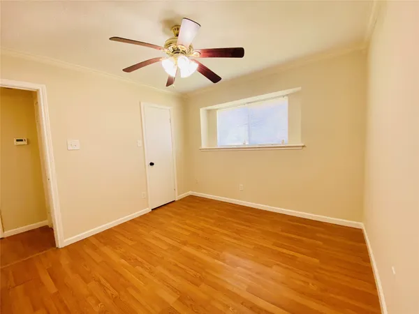 $1,700 | 13447 Greenway Drive, Sugar Land, TX 77498