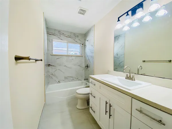 $1,700 | 13447 Greenway Drive, Sugar Land, TX 77498