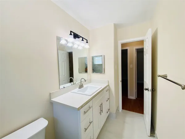 $1,700 | 13447 Greenway Drive, Sugar Land, TX 77498