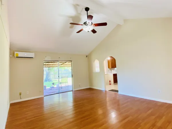 $1,700 | 13447 Greenway Drive, Sugar Land, TX 77498