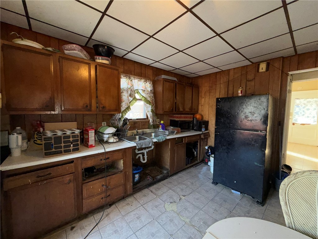 28 Arbutus Street Rochester, NY 14609 - Photo 6 of 12