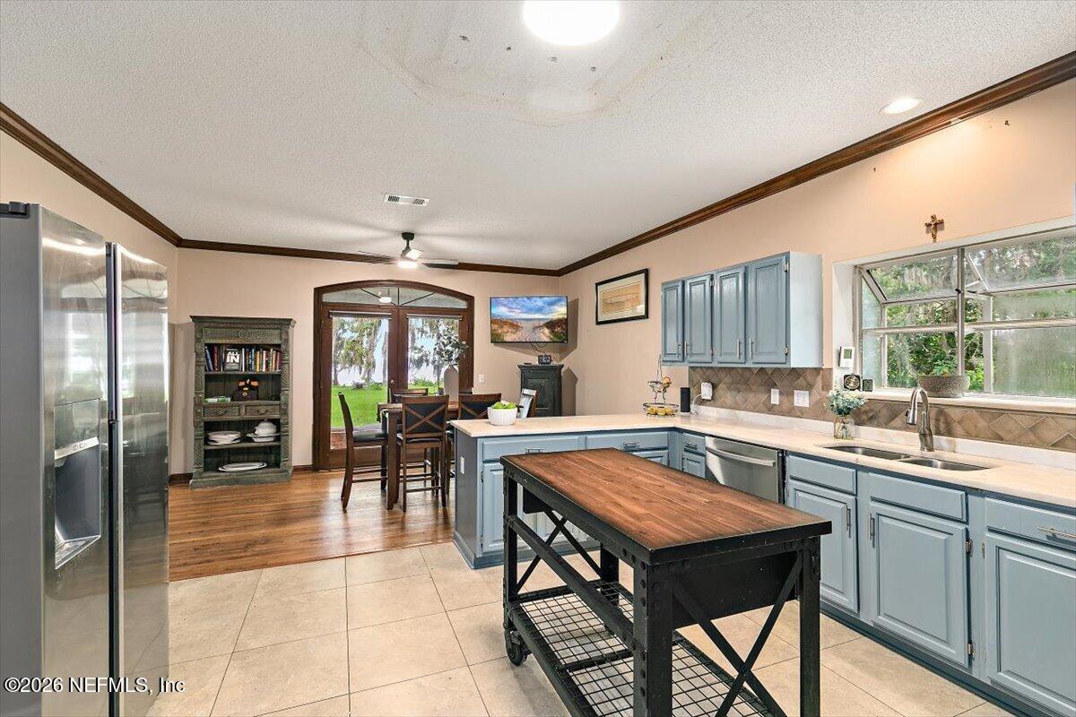 6443 Jack Wright Island Road St. Augustine, FL 32092 - Photo 21 of 49 21-Kitchen