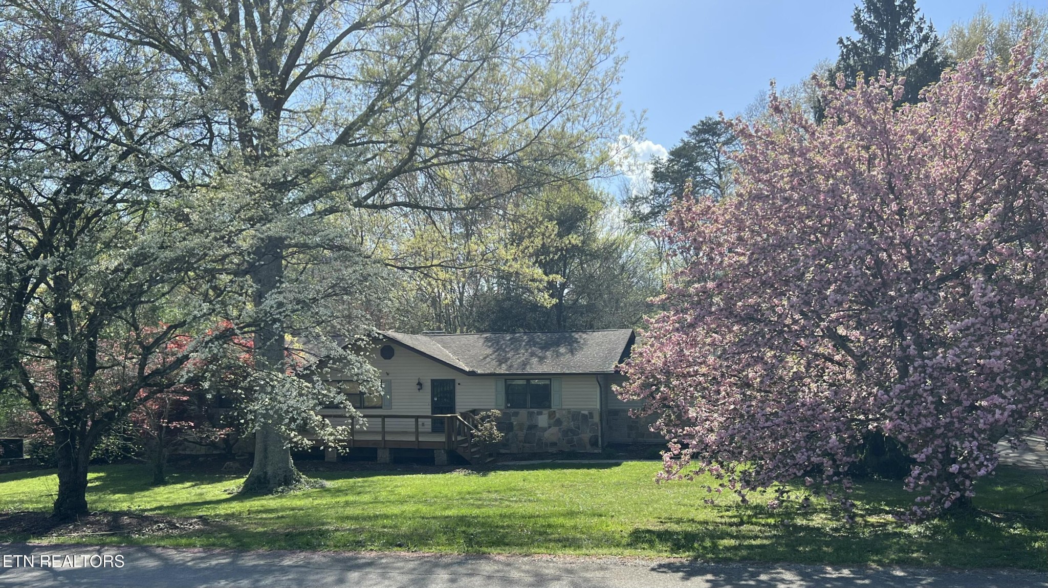 7625 Goddard Road Knoxville, TN 37920 - Photo 2 of 36 Gallery Image 2