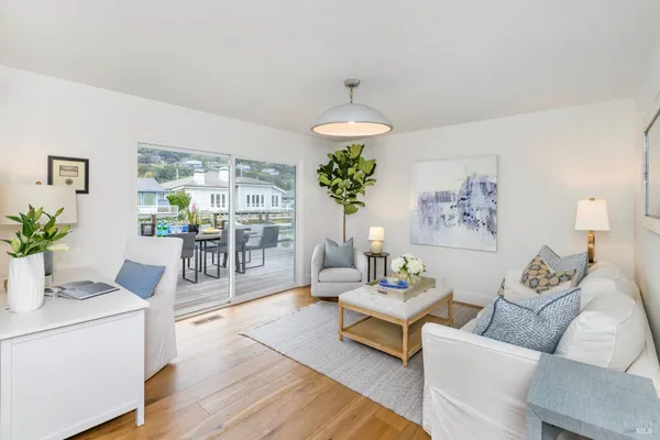 $2,950,000 | 9 St Lucia Place, Tiburon, CA 94920