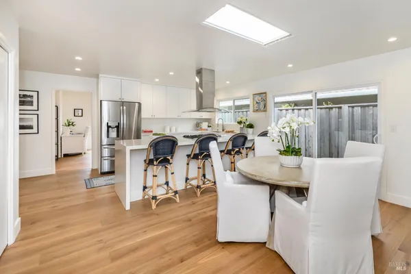 $2,950,000 | 9 St Lucia Place, Tiburon, CA 94920