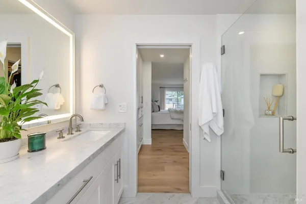 $2,950,000 | 9 St Lucia Place, Tiburon, CA 94920