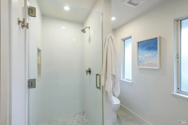 $2,950,000 | 9 St Lucia Place, Tiburon, CA 94920