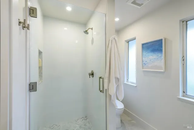 $2,950,000 | 9 St Lucia Place, Tiburon, CA 94920