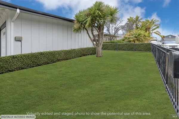 $2,950,000 | 9 St Lucia Place, Tiburon, CA 94920