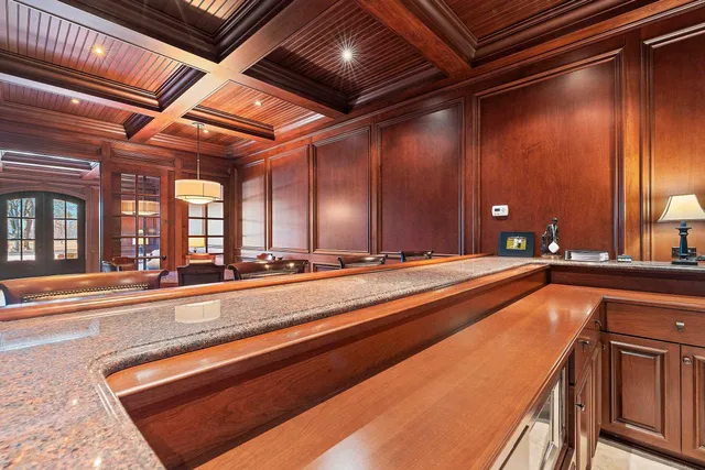 $850,000 | N8426 North Shore Road, Menasha, WI 54952