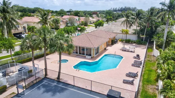 $3,400 | 7607 Colony Lake Drive, Boynton Beach, FL 33436