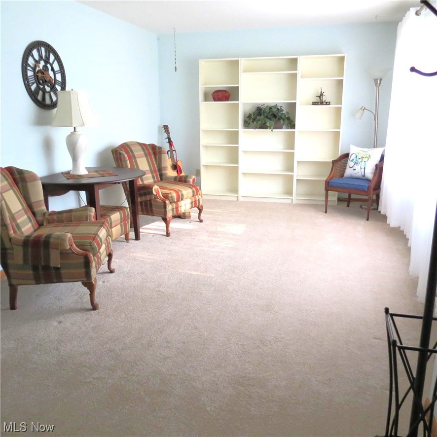 514 Howland Wilson Road Northeast Warren, OH 44484 - Photo 2 of 35 Gallery Image 2