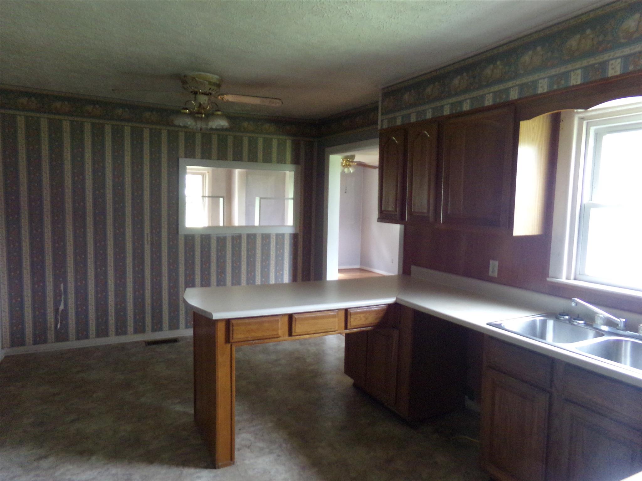 6806 Bugtussle Road Gamaliel, KY 42140 - Photo 12 of 15