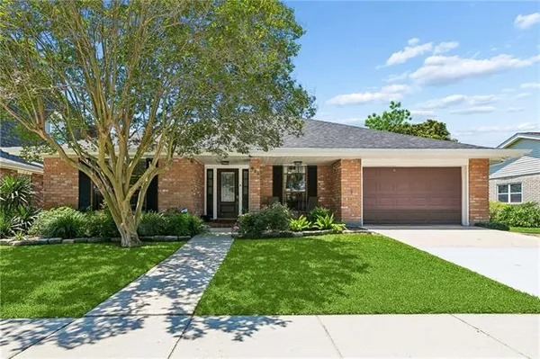 $319,000 | 925 Champagne Drive, Kenner, LA 70065
