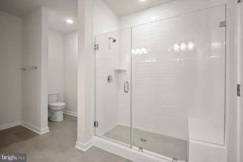 $635,000 | 3985 Norton Place, Unit 101, Fairfax, VA 22030