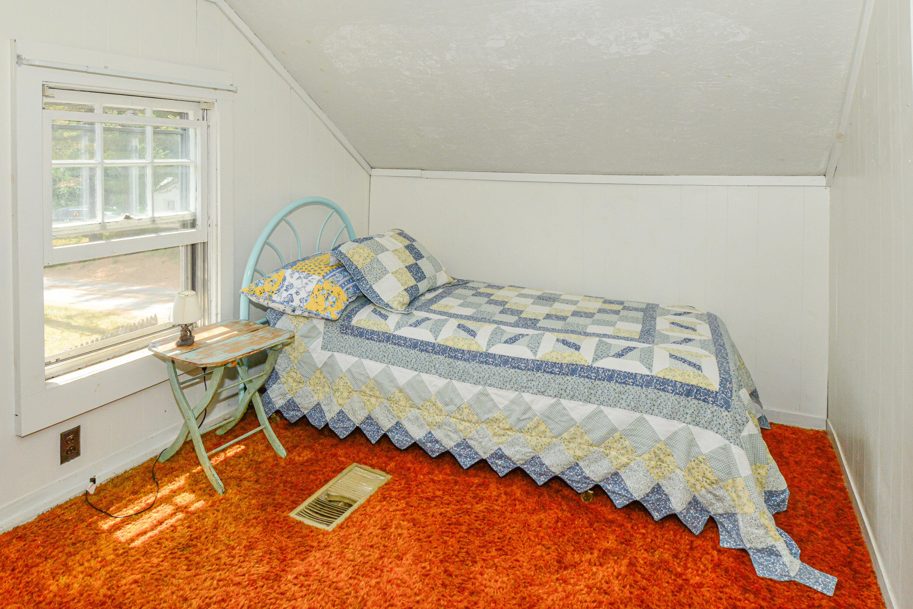 24 Boulder Road Raymond, ME 04071 - Photo 25 of 44 2nd Fl-BR2 - 2 beds in this room