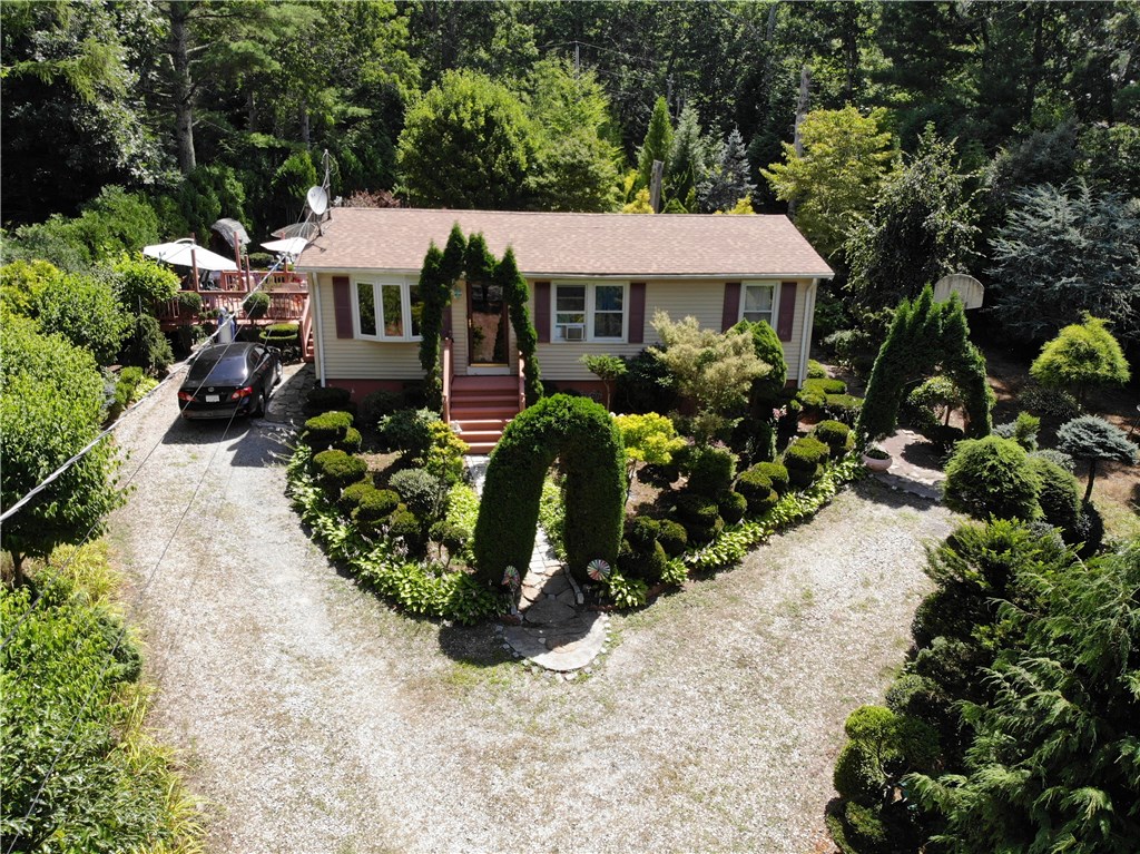 77 K G Ranch Road Richmond, RI 02832 - Photo 2 of 17