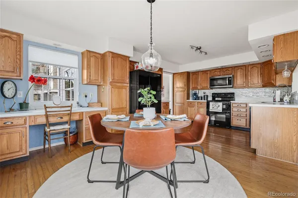 $799,900 | 8586 Meadow Creek Drive, Highlands Ranch, CO 80126