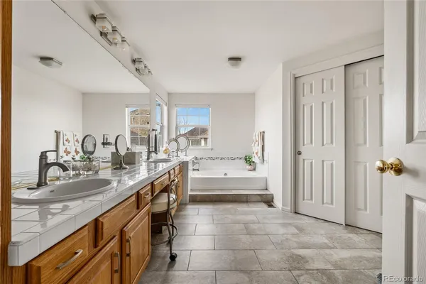 $799,900 | 8586 Meadow Creek Drive, Highlands Ranch, CO 80126