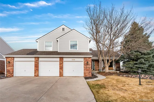 $799,900 | 8586 Meadow Creek Drive, Highlands Ranch, CO 80126