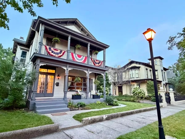 $375,000 | 720 Southeast 1st Street, Evansville, IN 47713