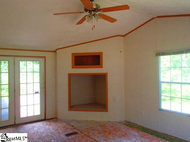 216 Murrell Road Greenville, SC 29605 - Photo 4 of 11