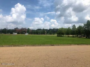 $675,000 | Key Drive, Madison, MS 39110