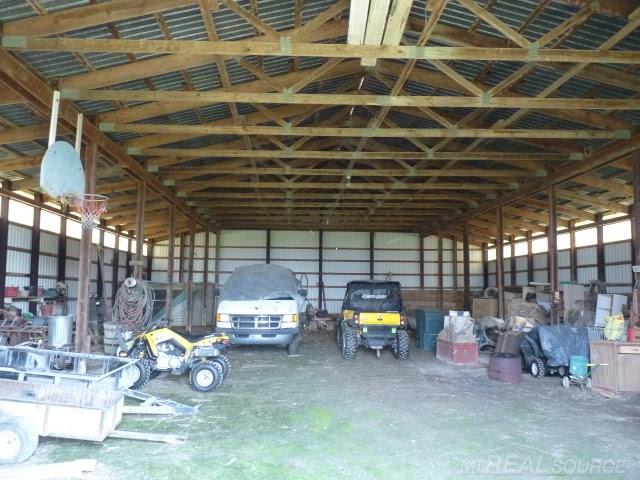 10100 Metcalf Road Avoca, MI 48006 - Photo 30 of 32 31246412-29.JPG