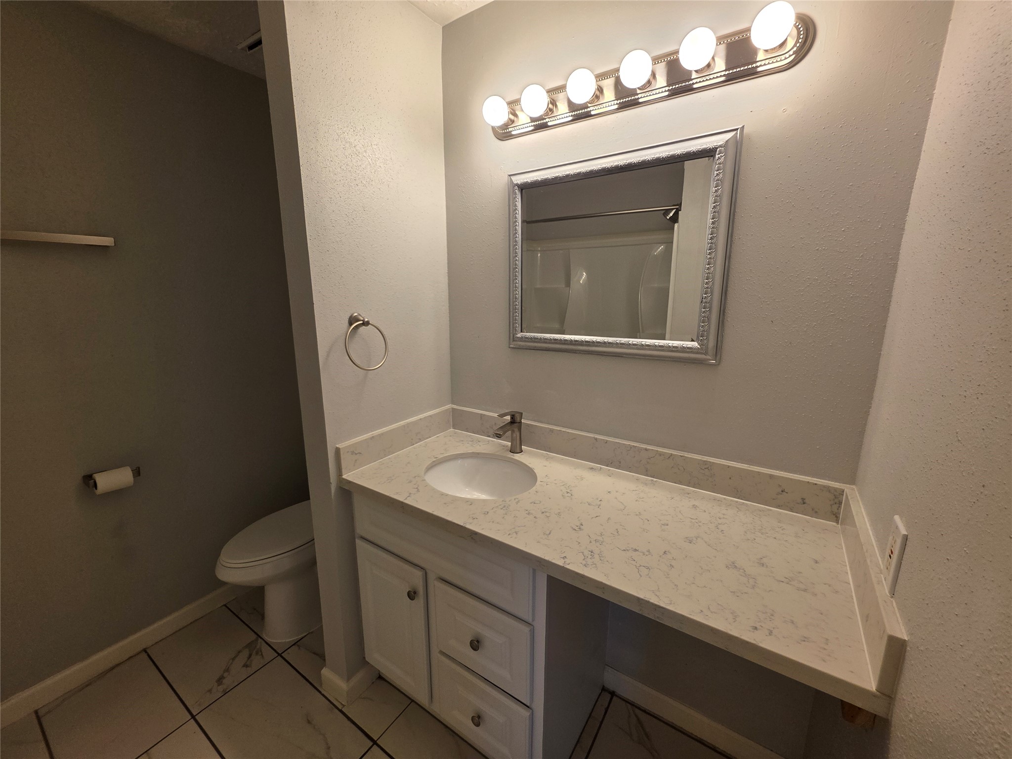 21011 Rivershadows Lane Spring, TX 77388 - Photo 14 of 16