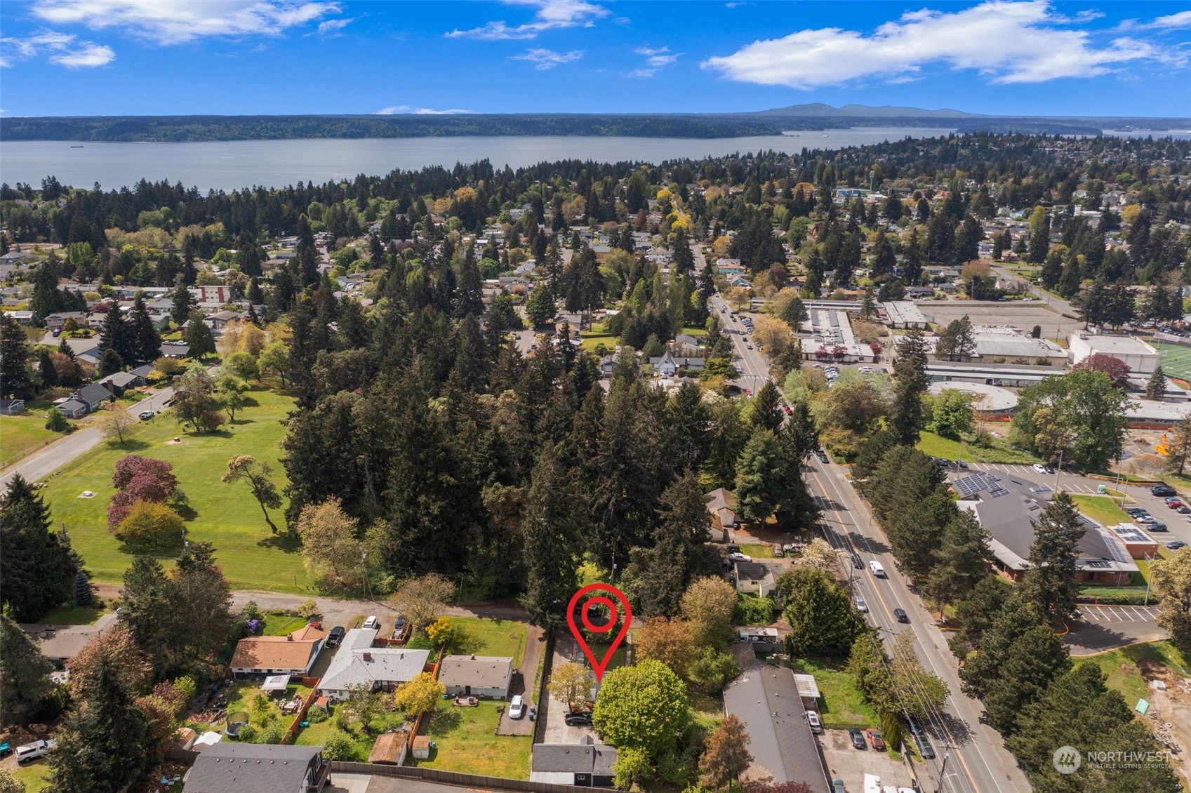 11616 6th Avenue Southwest Seattle, WA 98146 - Photo 35 of 37 a view of city and mountain