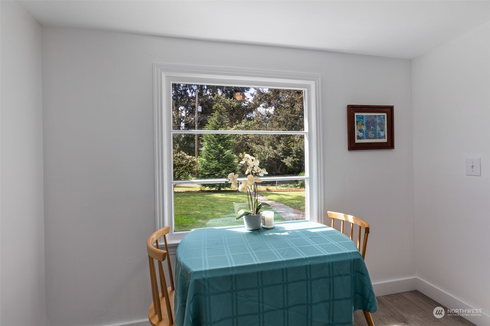 11616 6th Avenue Southwest Seattle, WA 98146 - Photo 5 of 37 a view of a workspace with a window