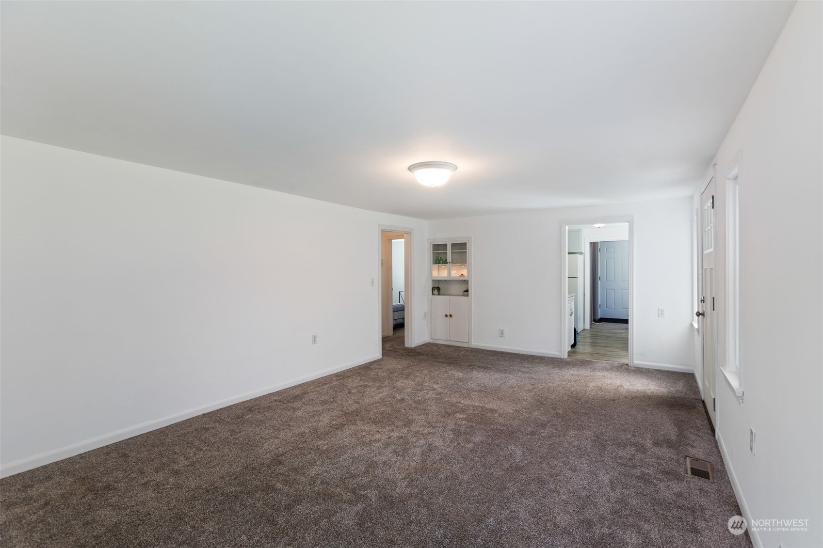 11616 6th Avenue Southwest Seattle, WA 98146 - Photo 9 of 37 a view of empty room