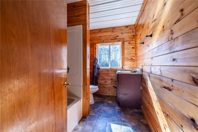 $689,000 | 11742 Armison Road, Hume, NY 14735