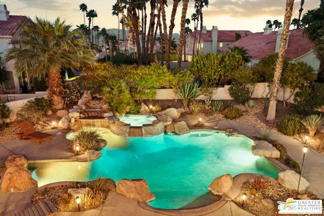 $8,500 | 364 Oakmont Drive, Palm Desert, CA 92211