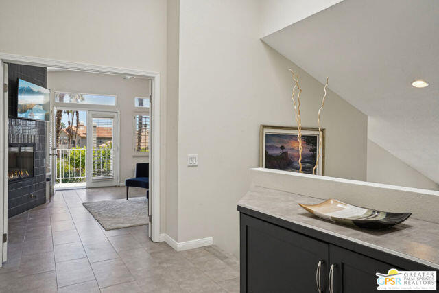 364 Oakmont Drive Palm Desert, CA 92211 - Photo 67 of 74 364 ok top of stairs