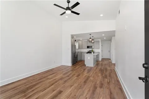 $259,500 | 2808 Live Oak Drive, Gretna, LA 70056