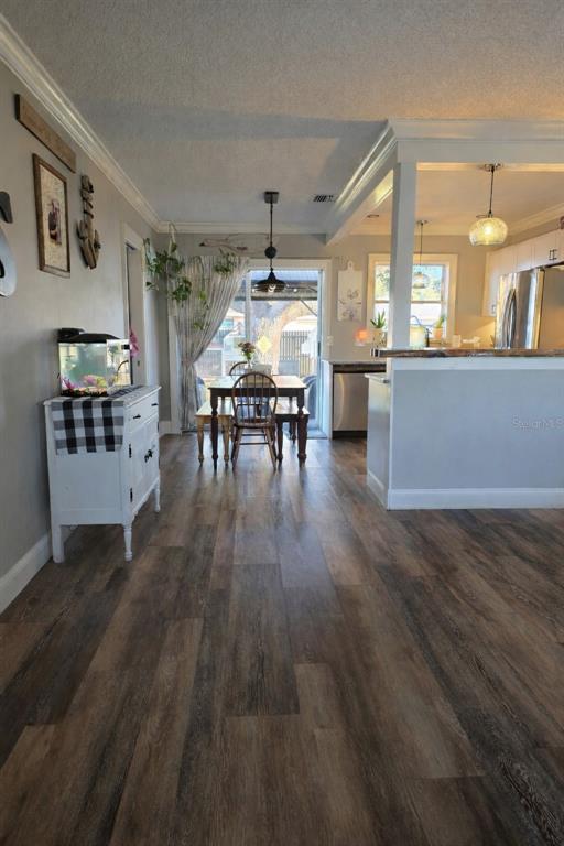 441 Coronado Road Venice, FL 34293 - Photo 5 of 27