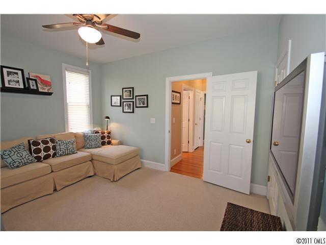2205 Club Road Charlotte, NC 28205 - Photo 11 of 12 Gallery Image 11
