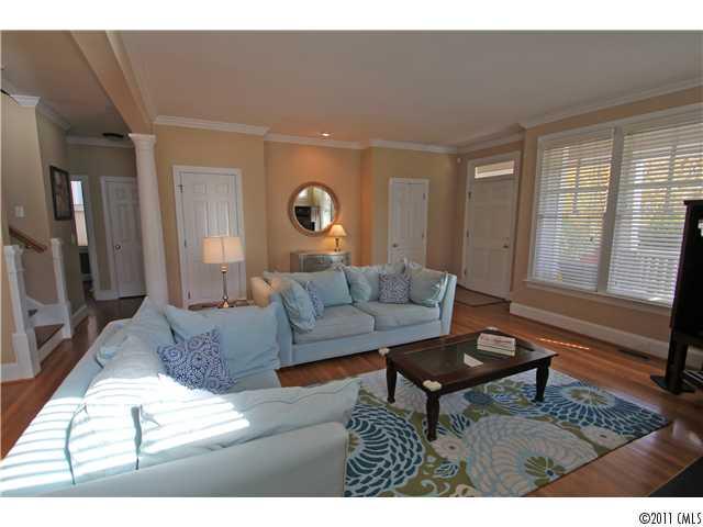 2205 Club Road Charlotte, NC 28205 - Photo 6 of 12 Gallery Image 6