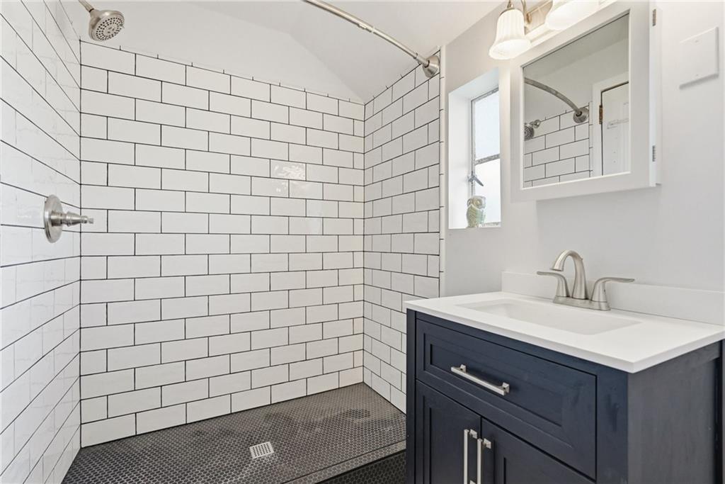 411 Bower Hill Road Pittsburgh, PA 15228 - Photo 19 of 34