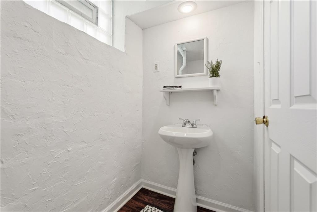 411 Bower Hill Road Pittsburgh, PA 15228 - Photo 25 of 34