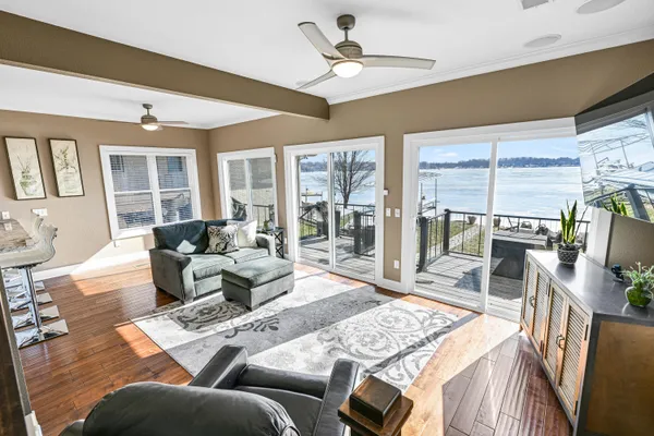 $949,000 | 616 Kopmeier Drive, Pewaukee, WI 53072