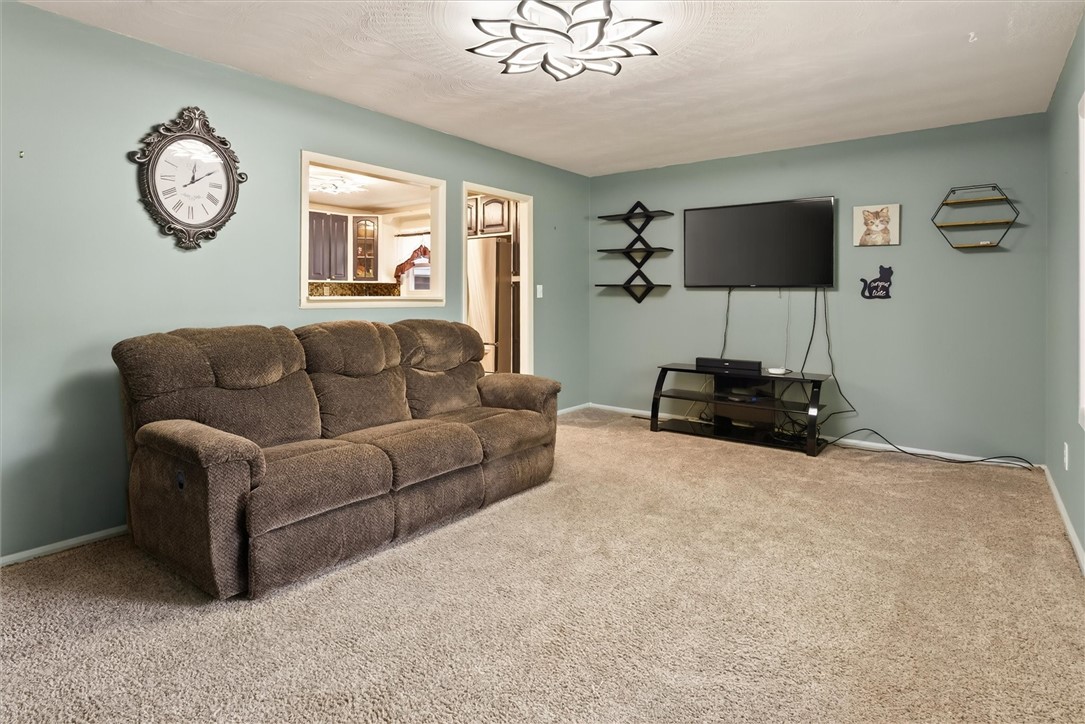 61 Faircrest Road Henrietta, NY 14623 - Photo 17 of 50 Gallery Image 17