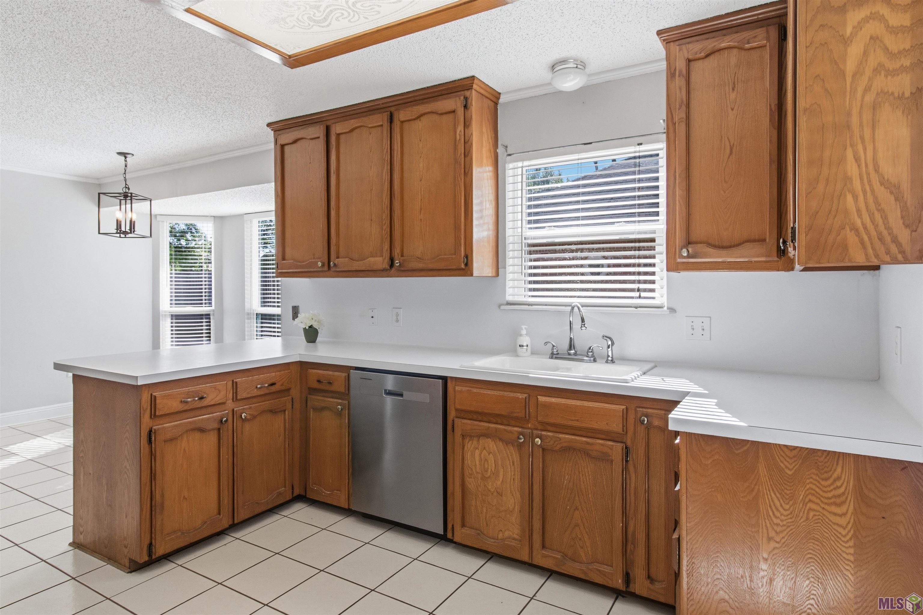 16424 Missionary Ridge Avenue Baton Rouge, LA 70817 - Photo 10 of 51